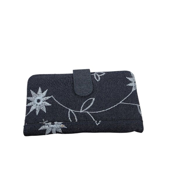 Floral Embroidered Denim Handbag With Zipper Closure & Matching Wallet Set - Picture 3 of 16